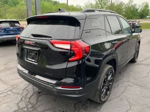 Certified 2023 GMC Terrain SLE w/ Driver Convenience Package AWD/4WD image 6