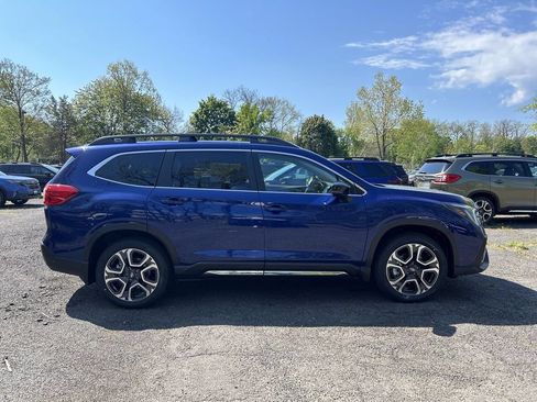 New 2026 Subaru Ascent Limited AWD/4WD image 9