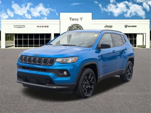 New 2026 Jeep Compass Latitude image 3