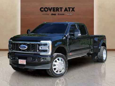 Used 2025 Ford F350 Platinum w/ FX4 Off-Road Package AWD/4WD image 1