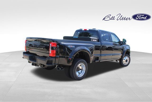 New 2026 Ford F450 Platinum AWD/4WD image 3
