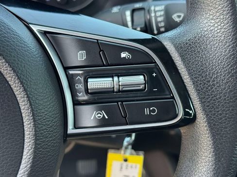 Used 2023 Kia Forte LXS FWD image 19
