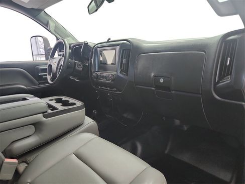 Used 2015 Chevrolet Silverado 2500 W/T image 18
