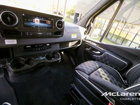 New 2024 Mercedes-Benz Sprinter 3500 image 14