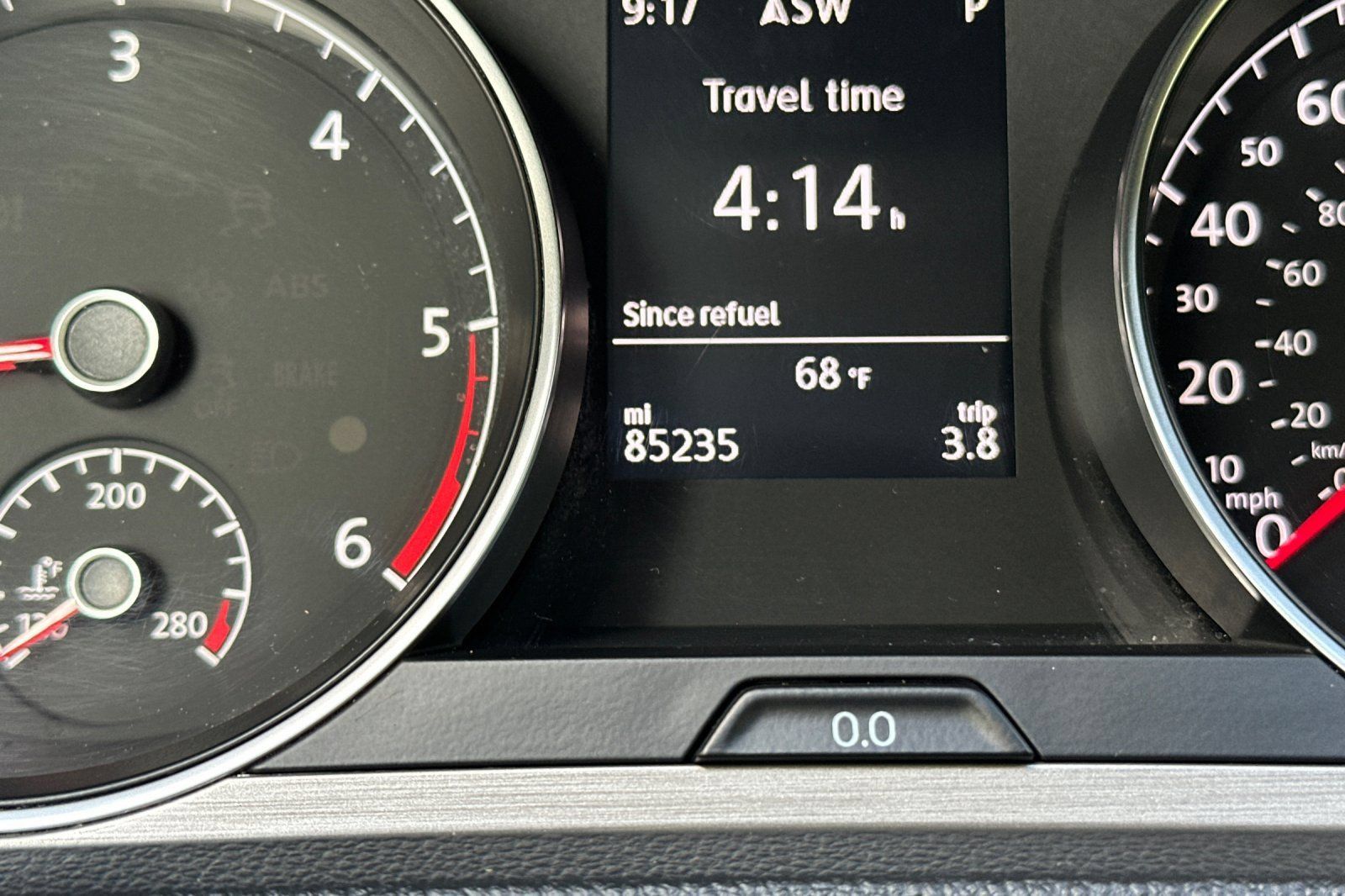 Used 2015 Volkswagen Golf TDI S FWD image 25