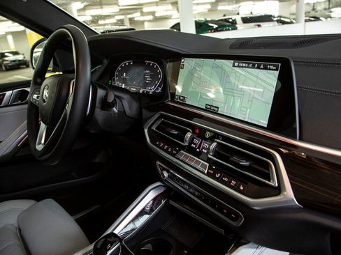 Certified 2023 BMW X6 xDrive40i w/ Premium Package image 29