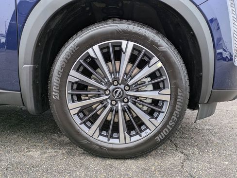 New 2026 Nissan Pathfinder Platinum image 11