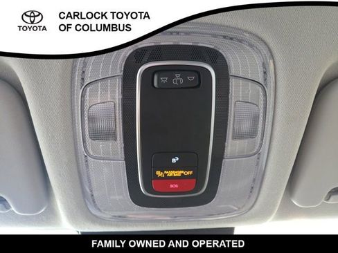 Used 2025 Hyundai Kona SEL FWD image 29