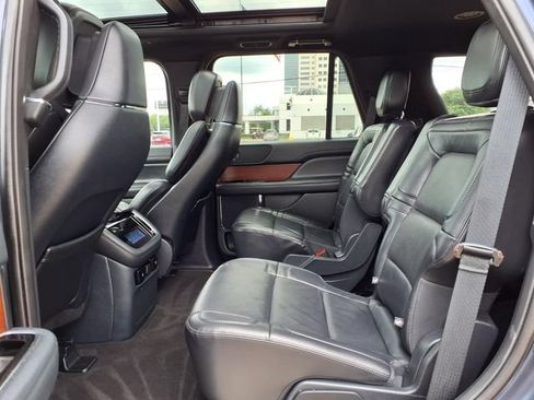 Certified 2023 Lincoln Navigator Reserve RWD image 5