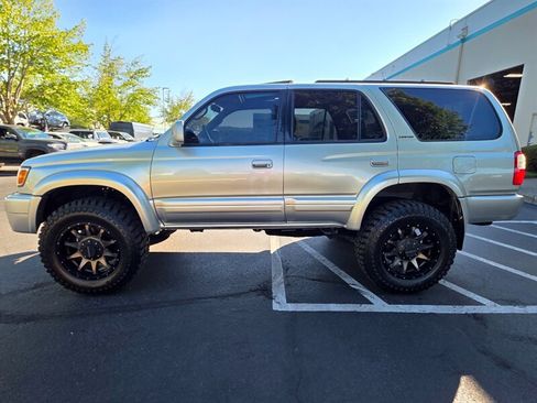Used 2000 Toyota 4Runner Limited AWD/4WD image 3