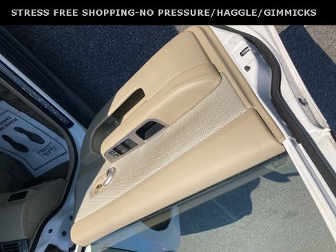 Used 2008 Nissan Versa SL w/ Convenience Pkg image 15