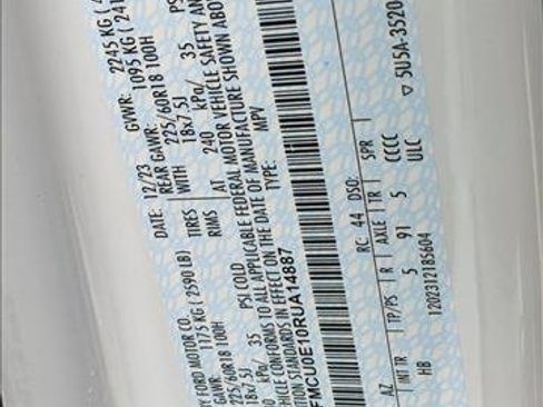 New 2024 Ford Escape SE image 18