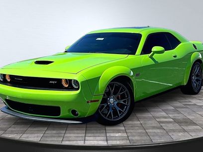Used 2015 Dodge Challenger SRT w/ Technology Group