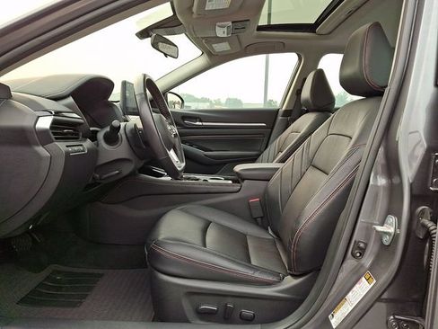 Used 2023 Nissan Altima 2.5 SR w/ SR Premium Package AWD/4WD image 15