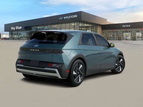 New 2026 Hyundai Ioniq 5 SE image 4