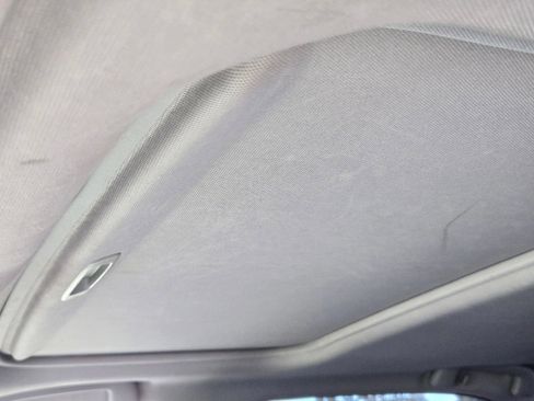 Used 2013 Toyota Camry SE w/ Convenience Pkg FWD image 13