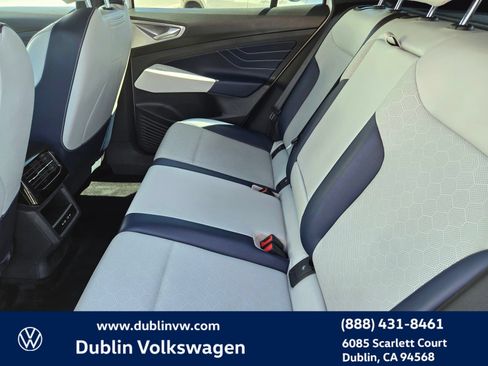 Used 2023 Volkswagen ID.4 Pro S RWD image 11
