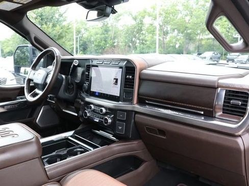 Used 2024 Ford F350 King Ranch AWD/4WD image 18