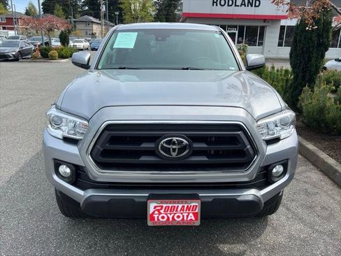 Certified 2020 Toyota Tacoma SR5 image 5