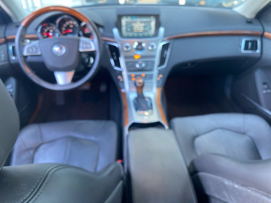 Used 2010 Cadillac CTS Premium RWD image 14