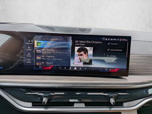 New 2026 BMW X5 xDrive50e w/ Climate Comfort Package image 12