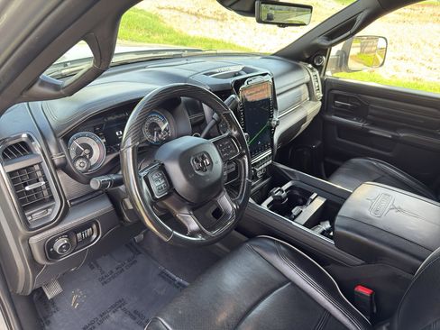 Used 2022 RAM 2500 Limited image 17