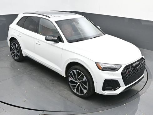 Used 2023 Audi SQ5 Prestige image 29