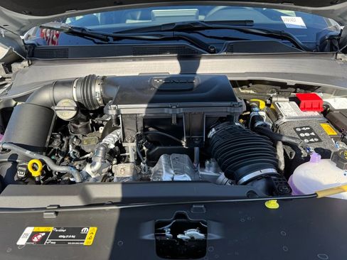 New 2026 Jeep Compass Latitude image 22