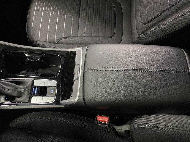 New 2026 Hyundai Santa Cruz SE AWD/4WD image 17