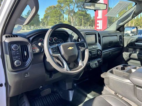 Used 2021 Chevrolet Silverado 1500 W/T w/ WT Convenience Package AWD/4WD image 11