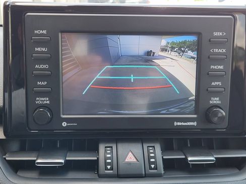 Used 2021 Toyota RAV4 XLE Premium AWD/4WD image 17