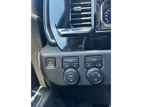 Used 2024 Chevrolet Silverado 1500 LT AWD/4WD image 45