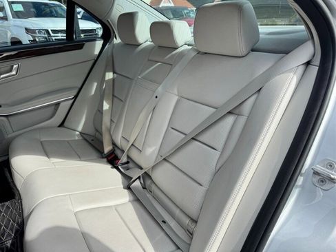 Used 2016 Mercedes-Benz E 350 E 350 4MATIC image 37