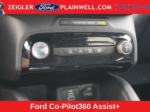 Used 2025 Ford Escape ST-Line w/ Tech Pack #1 AWD/4WD image 22