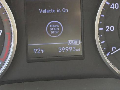 Used 2019 Hyundai Elantra Limited FWD image 6