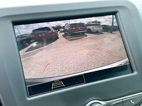 Used 2023 Chevrolet Equinox LT FWD image 13