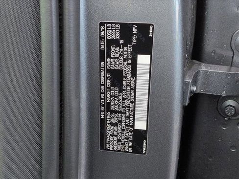 Used 2019 Volvo XC90 T6 Momentum w/ Advanced Package image 16