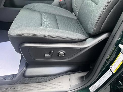 New 2026 RAM 1500 Big Horn AWD/4WD image 15
