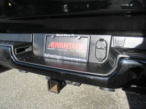 Used 2022 RAM 1500 Laramie RWD image 9