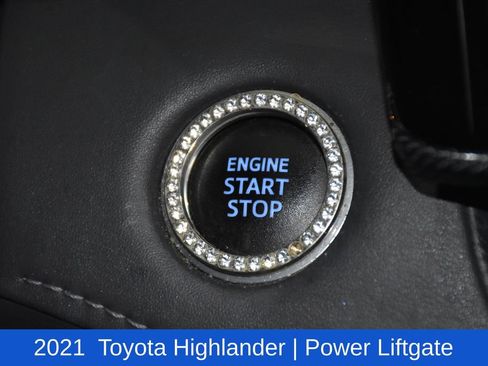 Used 2021 Toyota Highlander XSE image 12