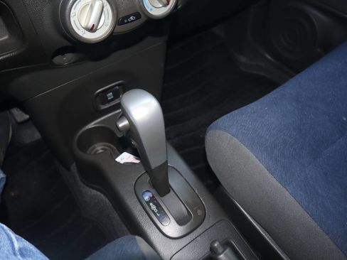 Used 2012 Nissan Cube 1.8 S w/ Indigo Limited Edition Pkg FWD image 34