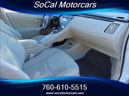 Used 2010 Toyota Prius Two image 19