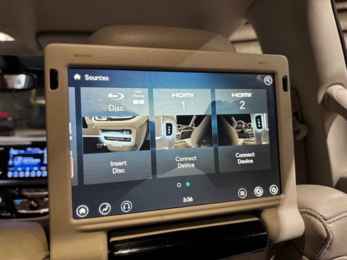 Used 2017 Chrysler Pacifica Touring-L Plus w/ Advanced Safetytec Group image 24