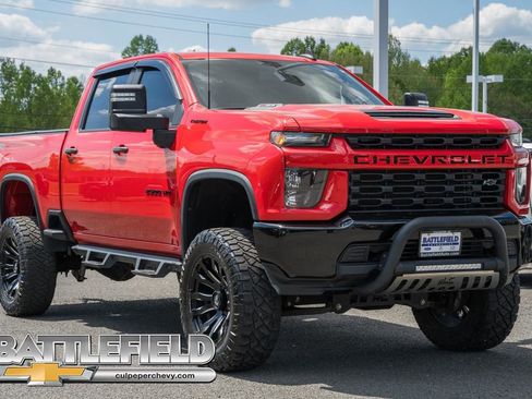 Used 2021 Chevrolet Silverado 2500 Custom w/ Custom Value Package AWD/4WD image 1