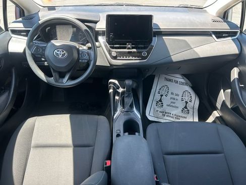 Used 2023 Toyota Corolla LE FWD image 12