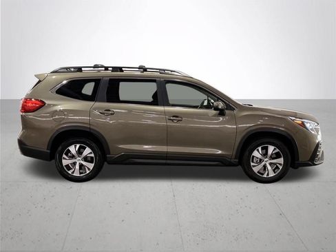 Used 2023 Subaru Ascent Premium w/ Convenience Package AWD/4WD image 9