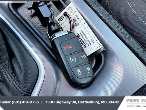 Used 2023 Dodge Charger R/T RWD image 9
