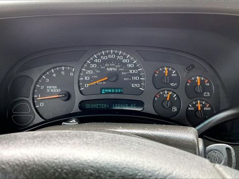 Used 2004 Chevrolet Avalanche Z66 w/ Sun And Sound Package RWD image 26