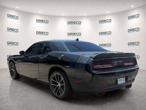 Used 2016 Dodge Challenger R/T Scat Pack RWD image 5