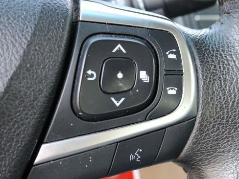 Used 2015 Toyota Camry XLE FWD image 9